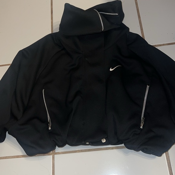 Nike cropped sweater zip up NWT - Picture 2 of 3